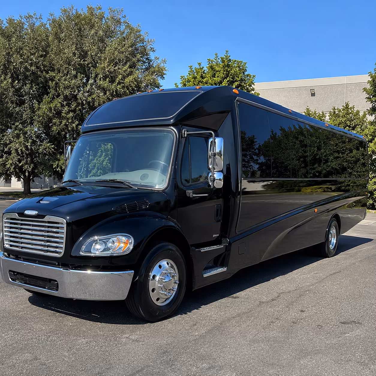 coral springs 25 passenger minibus
