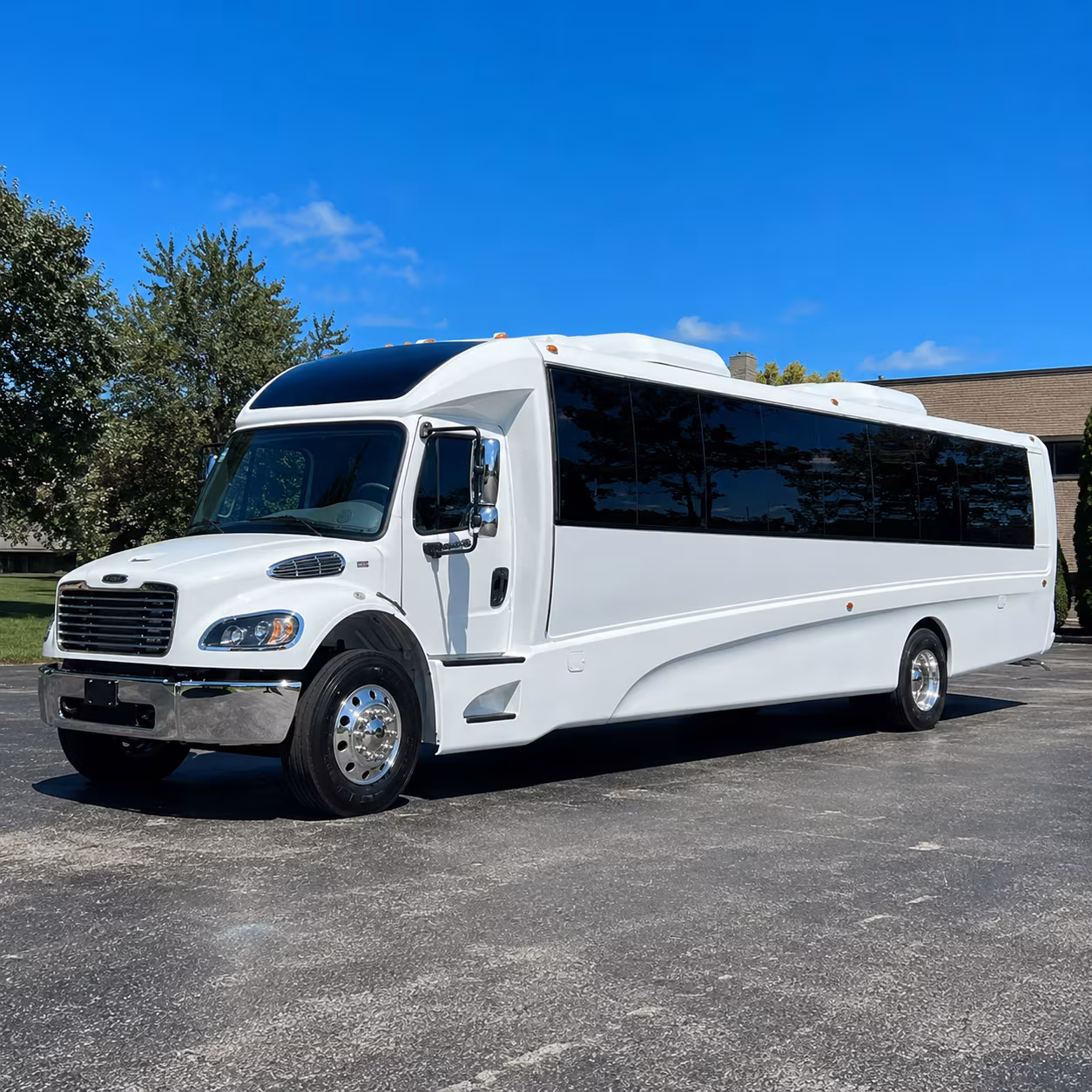 coral springs 30 passenger minibus