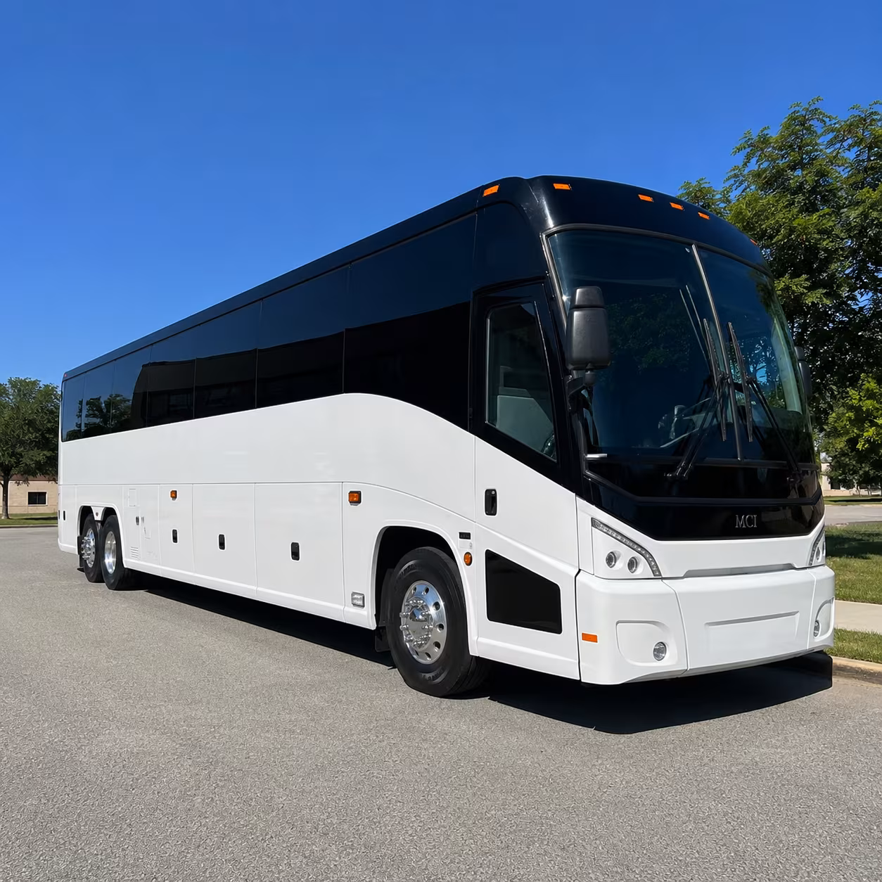 coral springs 40 passenger charter bus